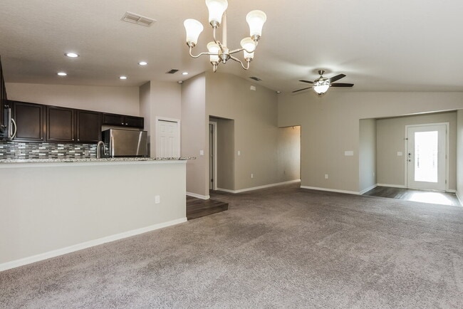 Building Photo - 8006 Brookeshire Dr