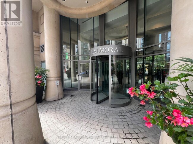 Photo du bâtiment - 1 Balmoral Ave