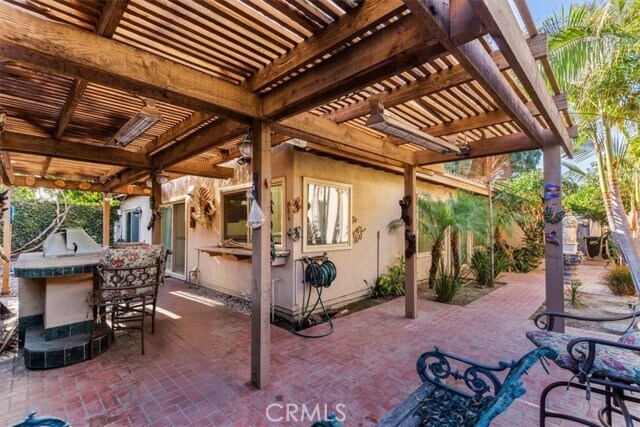 Foto del edificio - 12646 Beach St