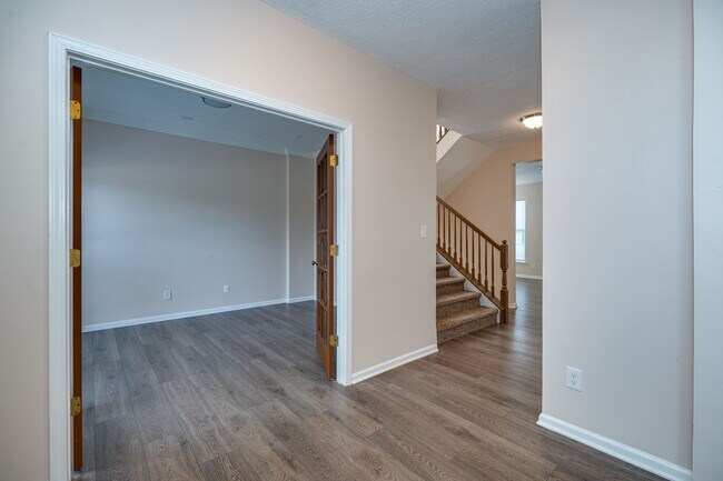 Foto del edificio - 3506 Park Overlook Dr