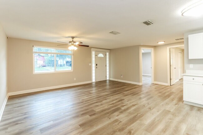 Foto del edificio - 2553 Chancery Dr