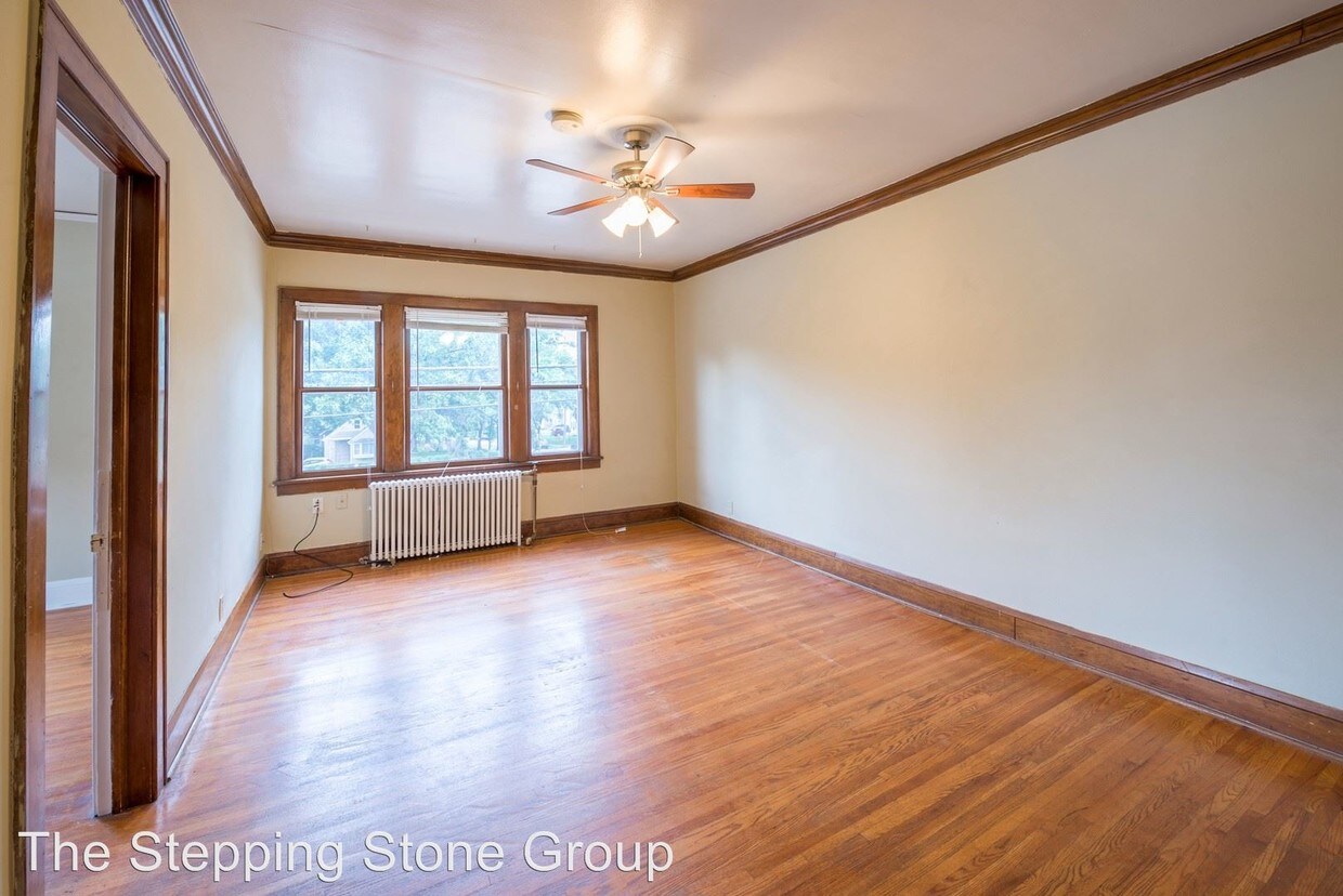 Foto principal - 3845 Chicago Ave