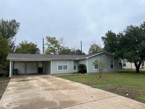 Building Photo - 112 Highland Dr