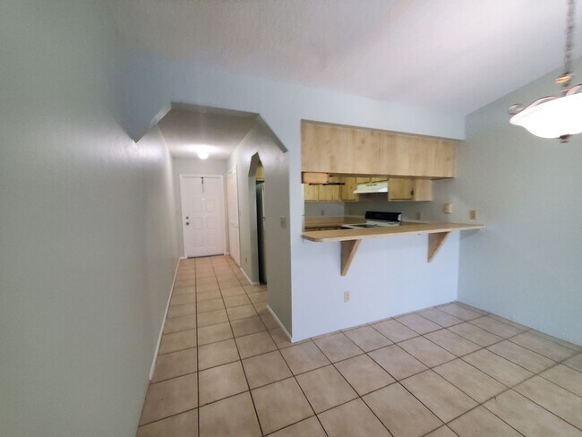 Foto del edificio - 1 MONTH FREE: SW Area 2/2 on a Fresh water canal - Water included
