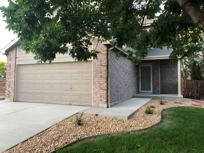 Building Photo - 13152 Bryant Pl