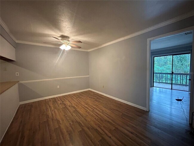 Foto del edificio - 2811 SW Archer Rd