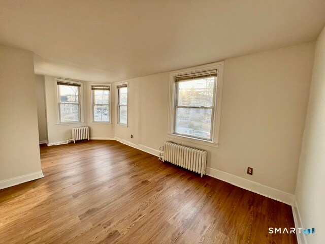 Foto del edificio - 122 Seaside Ave