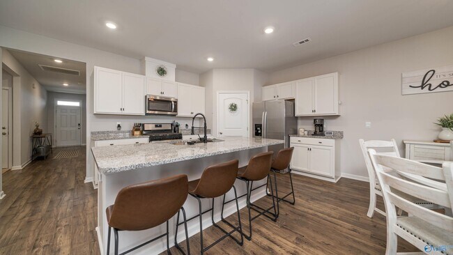 Building Photo - 115 Branton Ct