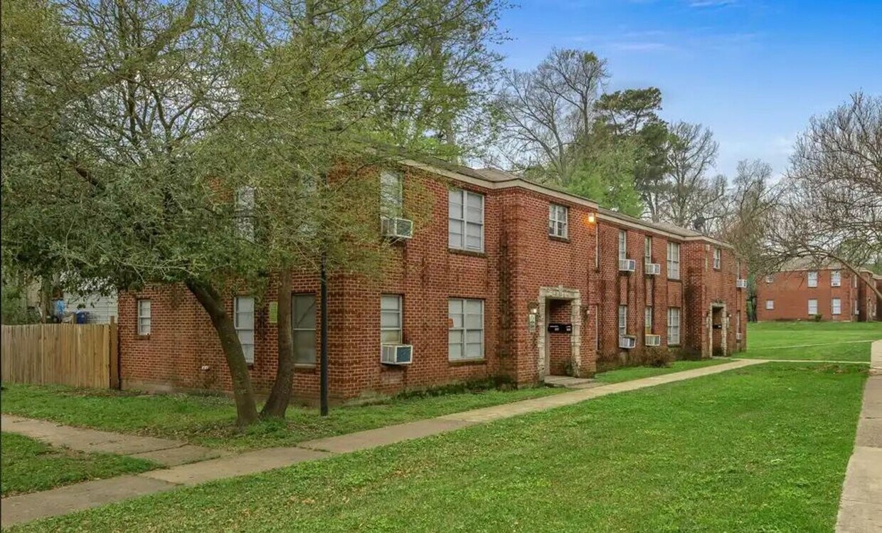 Foto principal - Newly Remodeled Units