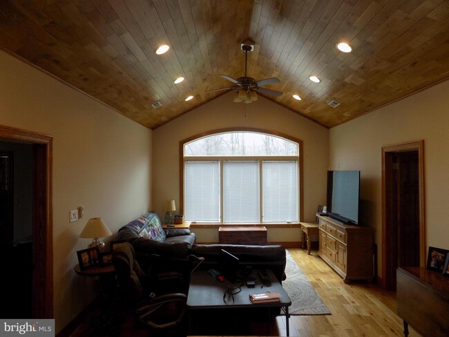 Building Photo - 1441 Crow Haven Ln