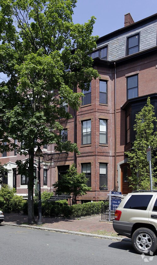 Primary Photo - 299 Marlborough St