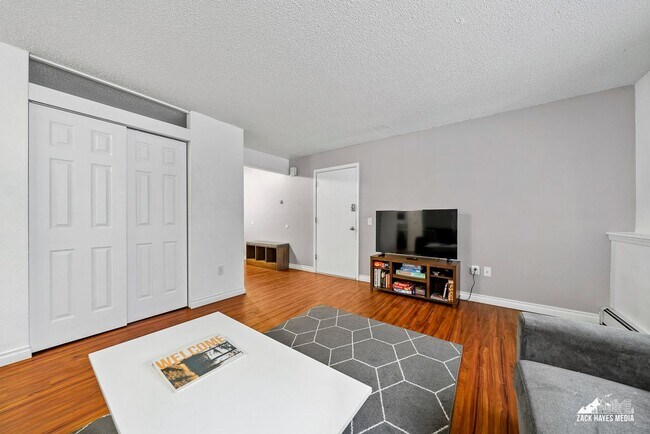 Foto del edificio - 3419 Murphy Cir