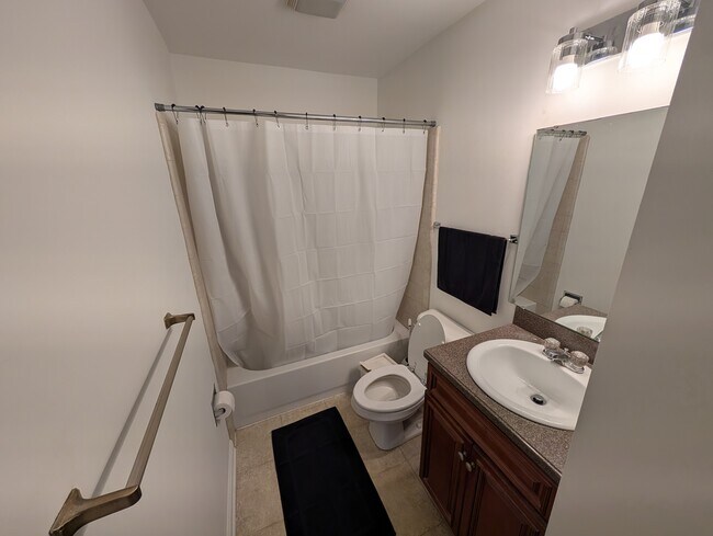 Foto del edificio - 1508 Merrill St