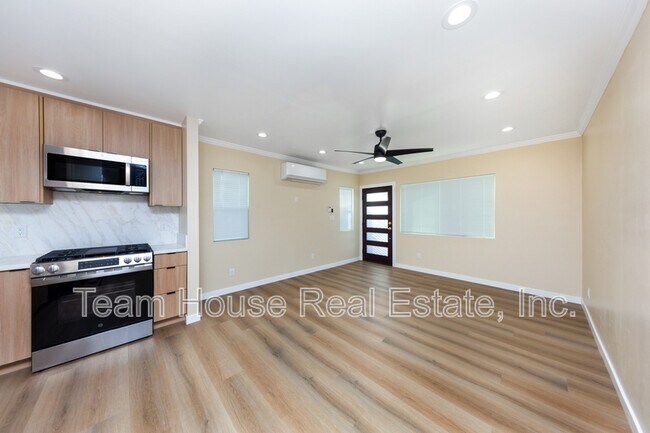 Foto del edificio - 7671 Quakertown Ave