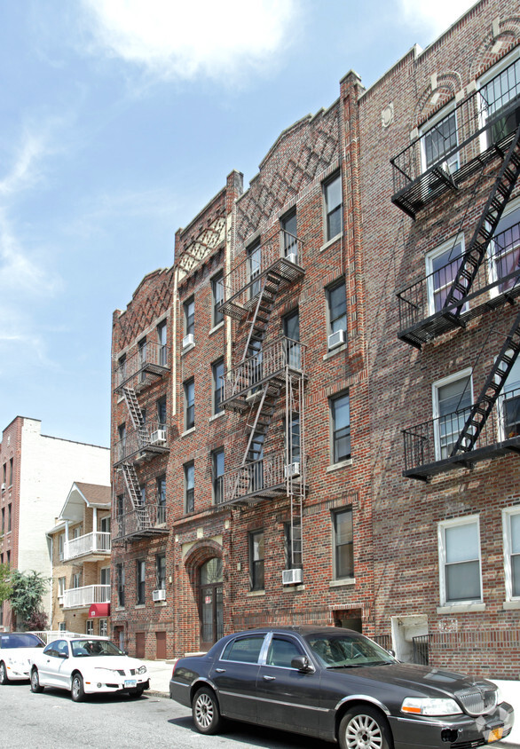 179 Gelston Ave, Brooklyn, NY 11209 - Apartments in Brooklyn, NY ...