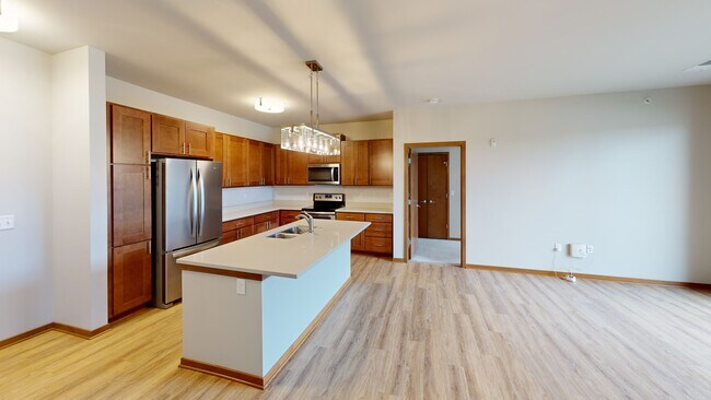 Howard Commons 2.2 Standard, Kitchen - Howard Commons and Howard Lofts