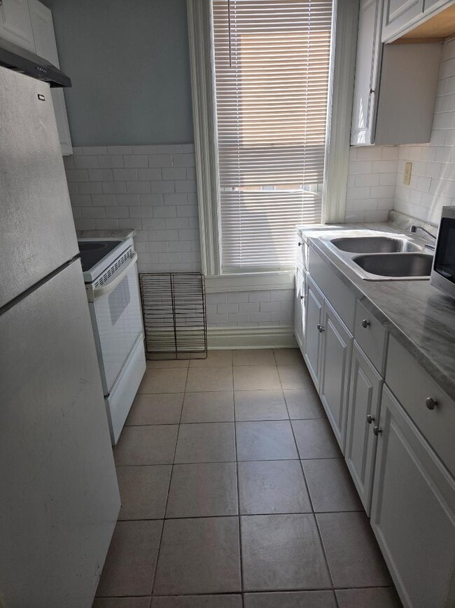 Photo - 1558 Bardstown Rd - Apartment 3