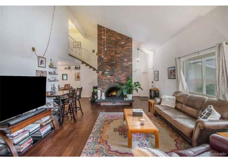 Foto principal - 6495 E Happy Canyon Rd