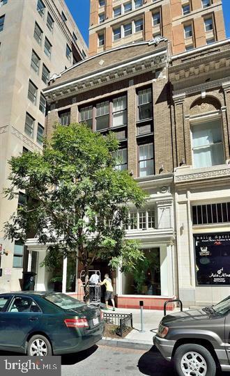 Building Photo - 915 E St NW