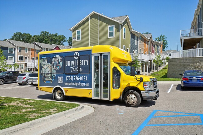 43-impresión-Erie Dr-2406-904r - University Trails