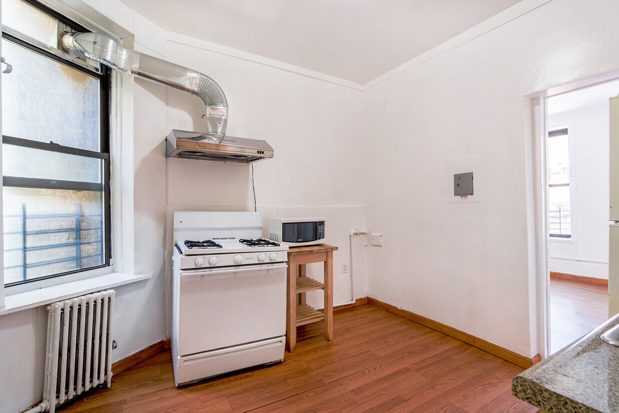 35 Market St Unit 3B, New York, NY 10002 Apartment for Rent in New