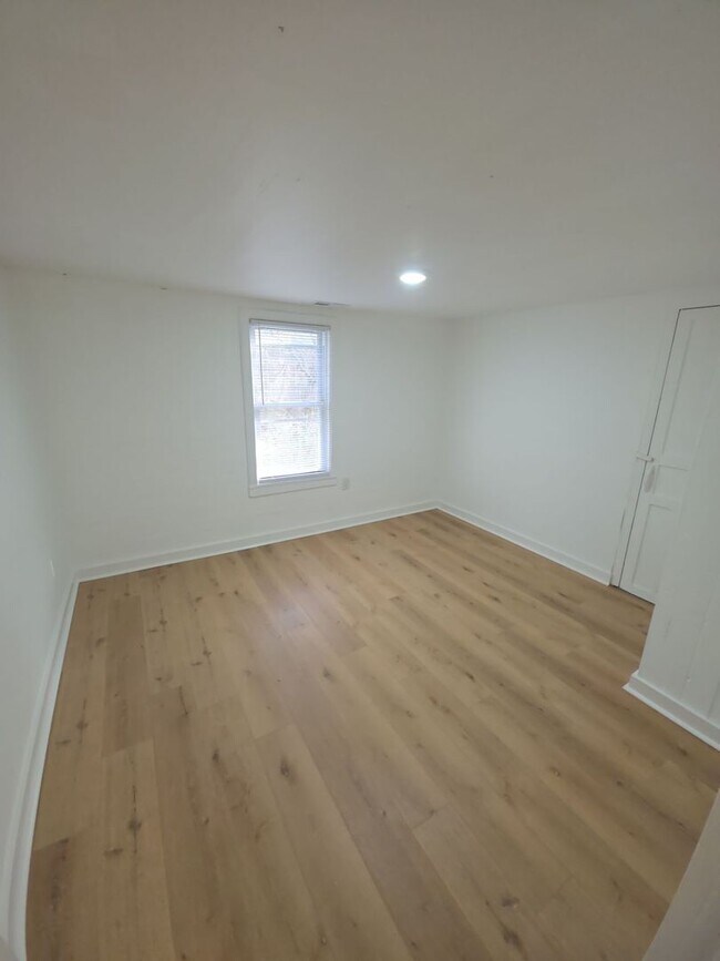 Foto del edificio - 2517 Cherry Creek Rd