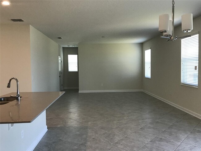 Building Photo - 10118 Storey Grv Wy