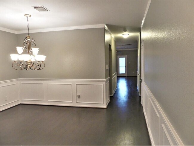 Building Photo - 3307 Siebinthaler Ln