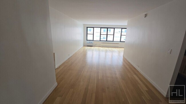 Foto del edificio - Fourth Avenue