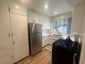 Building Photo - 1810 Milan Ave