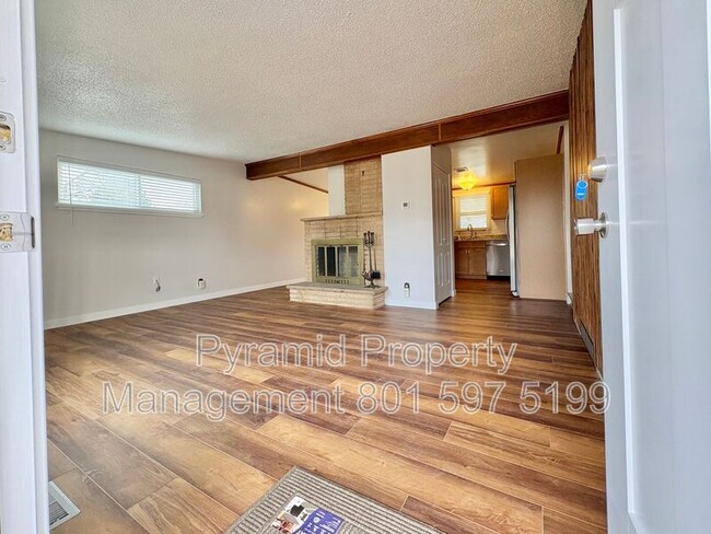 Foto del edificio - 3894 W Marcus Rd