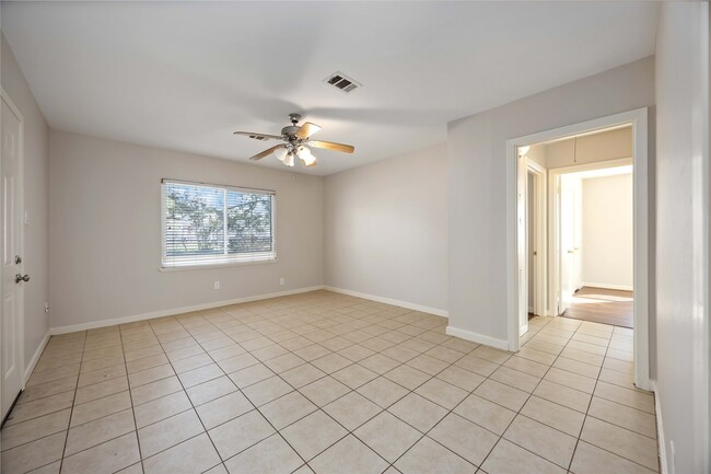 Building Photo - 6713 Barney Rd