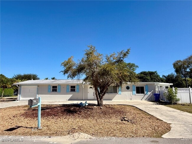 Foto del edificio - 2990 10th St N