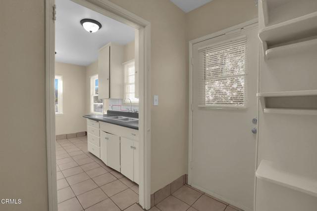 Building Photo - 438 S Fremont Ave