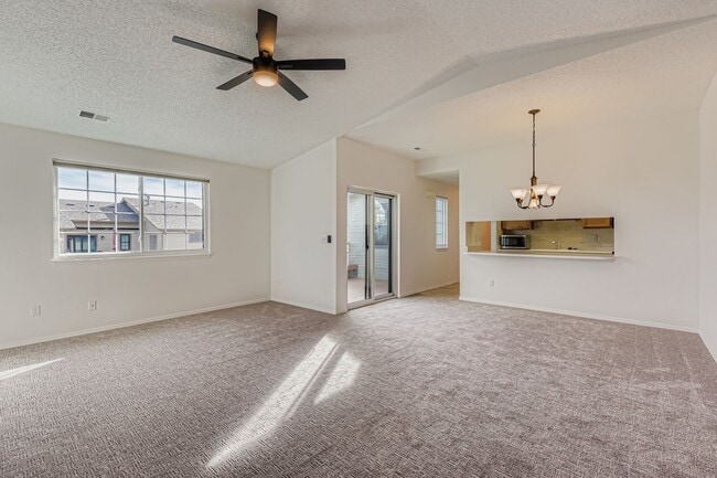 Foto del edificio - 9167 W Cedar Dr