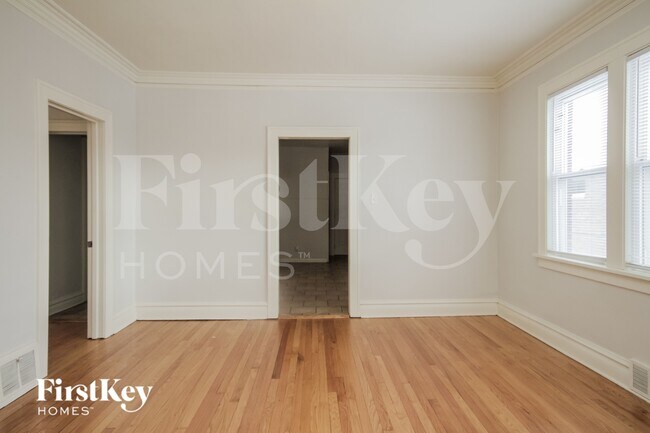 Foto del edificio - 649 Price Ave