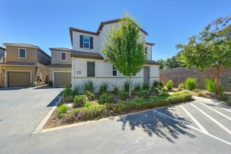 Building Photo - 4600 Ocean Ln