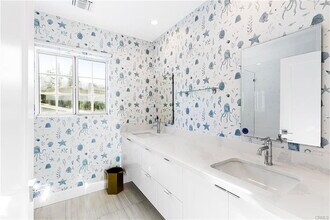 Building Photo - 3156 Dona Emilia Dr