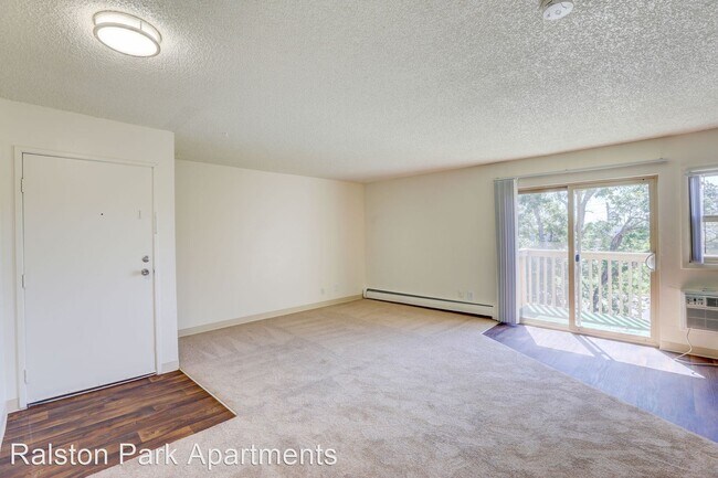 Building Photo - 2 br, 1 bath Apartment - 6454 Simms Street...