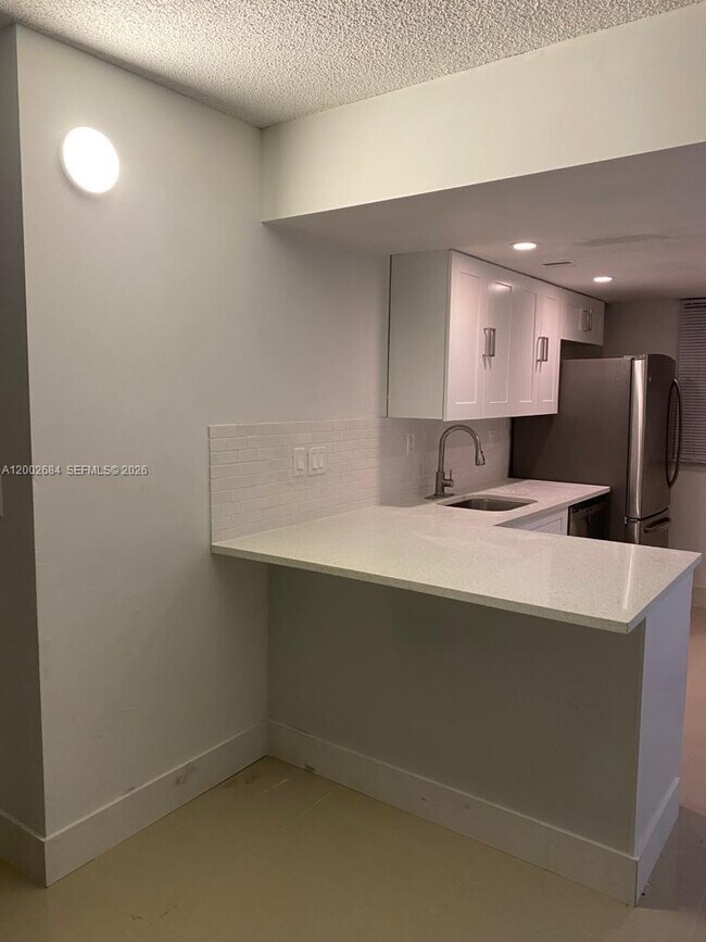 Foto del edificio - 3248 Coral Ridge Dr