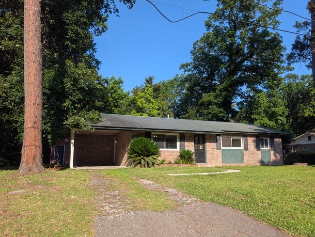 Building Photo - 634 Constant Dr