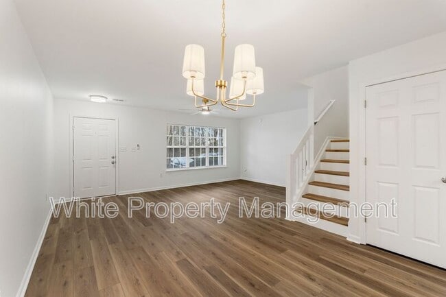 Foto del edificio - 15554 Asterwind Ct