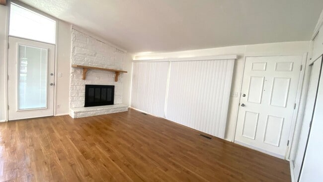 Foto del edificio - COMINF SOON. 11/14.  Beautiful 3 Bedroom, ...