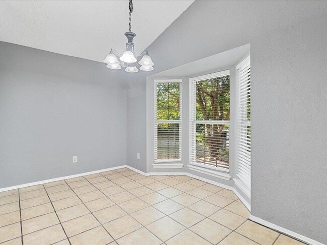 Foto del edificio - 2117 Foxfire Rd