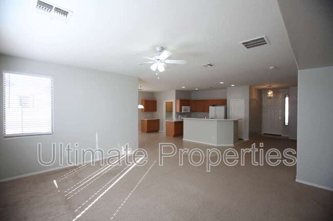 Building Photo - 14101 W Windrose Dr