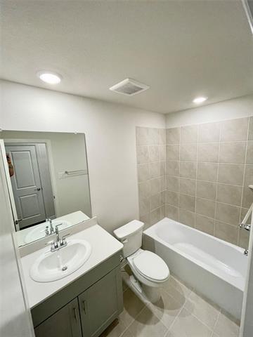 Building Photo - 2620 Yupik Ln