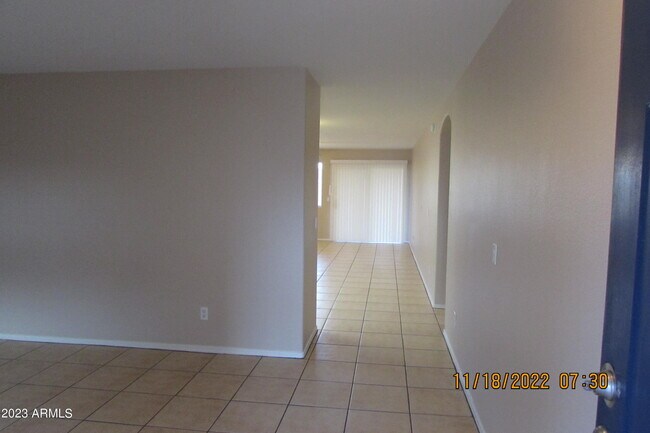 Building Photo - 3326 W Shumway Farm Rd