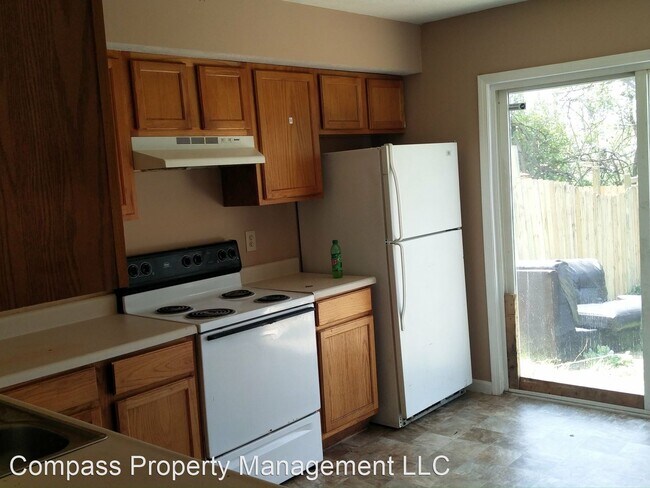 Building Photo - 4 br, 3 bath House - 3742 Fetlock Dr