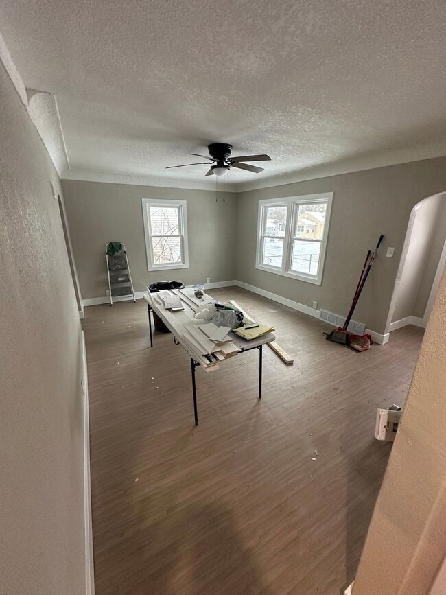 Building Photo - Completely updated 4 Bedroom, 1 Bathroom Home