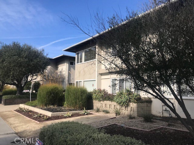 Foto del edificio - 1708 Westcliff Dr